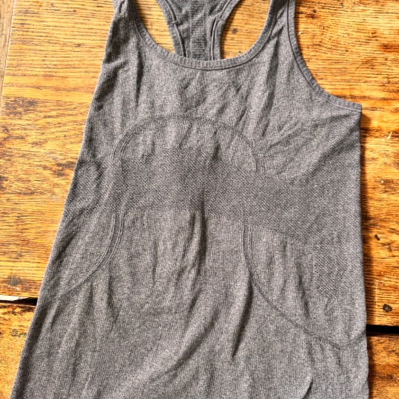 Lululemon gray swiftly tech tank top 8 shirt - Picture 7 of 8